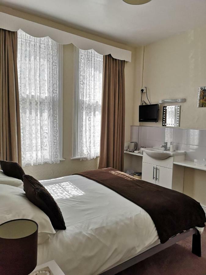מלון סקארבורו Sylvern House מראה חיצוני תמונה
